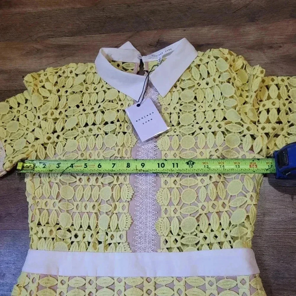 NWT Endless Rose Crochet Lace Overlay Dress Size M - Picture 12 of 13